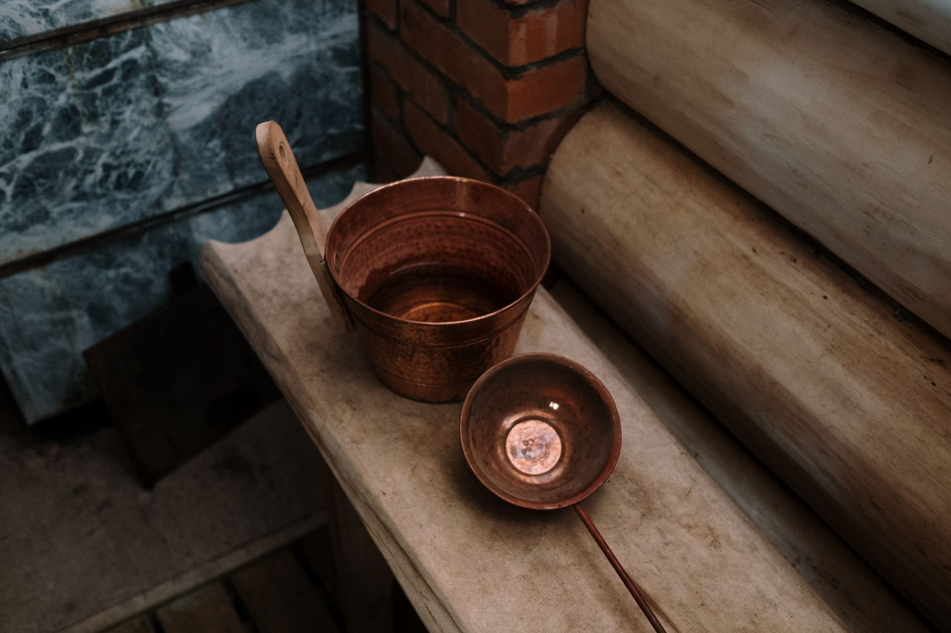 The Dustpan That Finally Fits the Broom - everyday tools